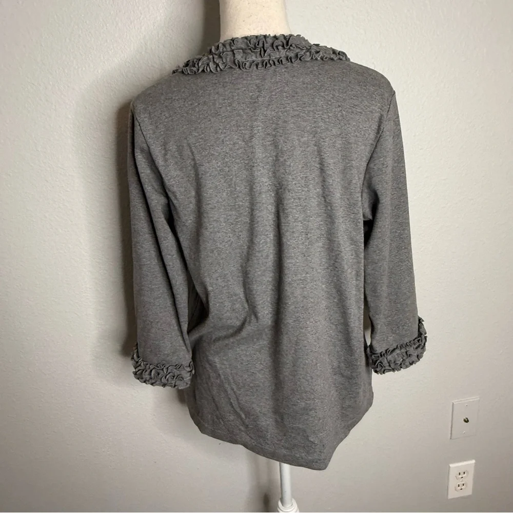Quacker Factory Gray Ruffle V-Neck Rhinestone 3/4 Sleeve Cotton‎ Top Small